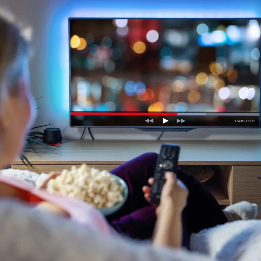Streaming kontra telewizja liniowa: przyszłość reklamy telewizyjnej